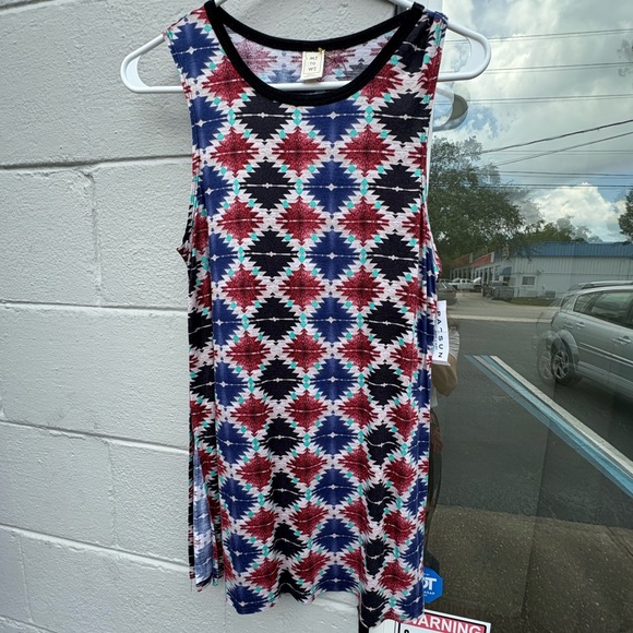Me to We PacSun Aztec Tank Small NWT - Picture 5 of 9